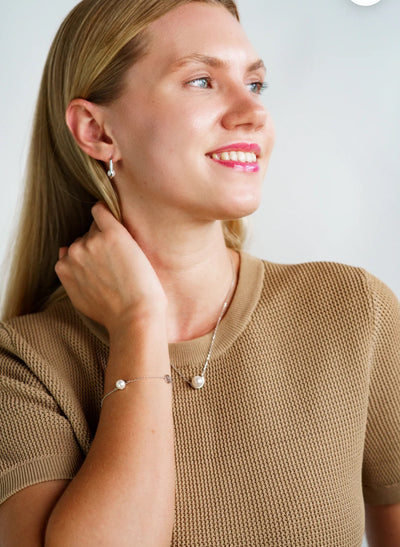 Georgini ADAGIO Crescent Nine-2-Five Pearl Bracelet
