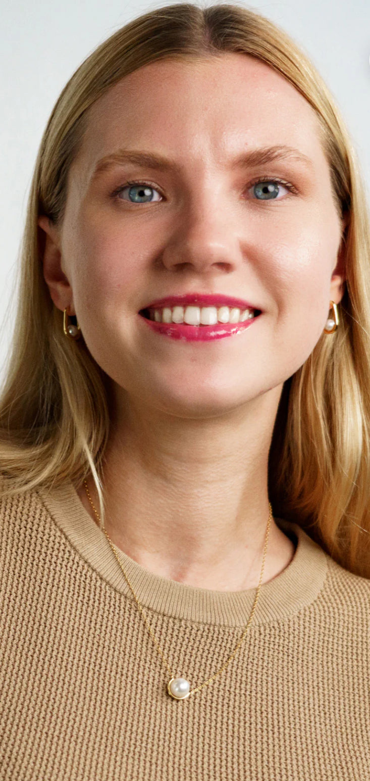 Georgini ADAGIO Nine-2-Five Pearl Oval Hoops